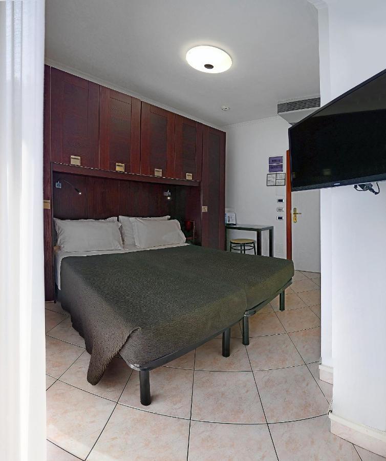 Hotel Venus Gabicce Mare Dış mekan fotoğraf