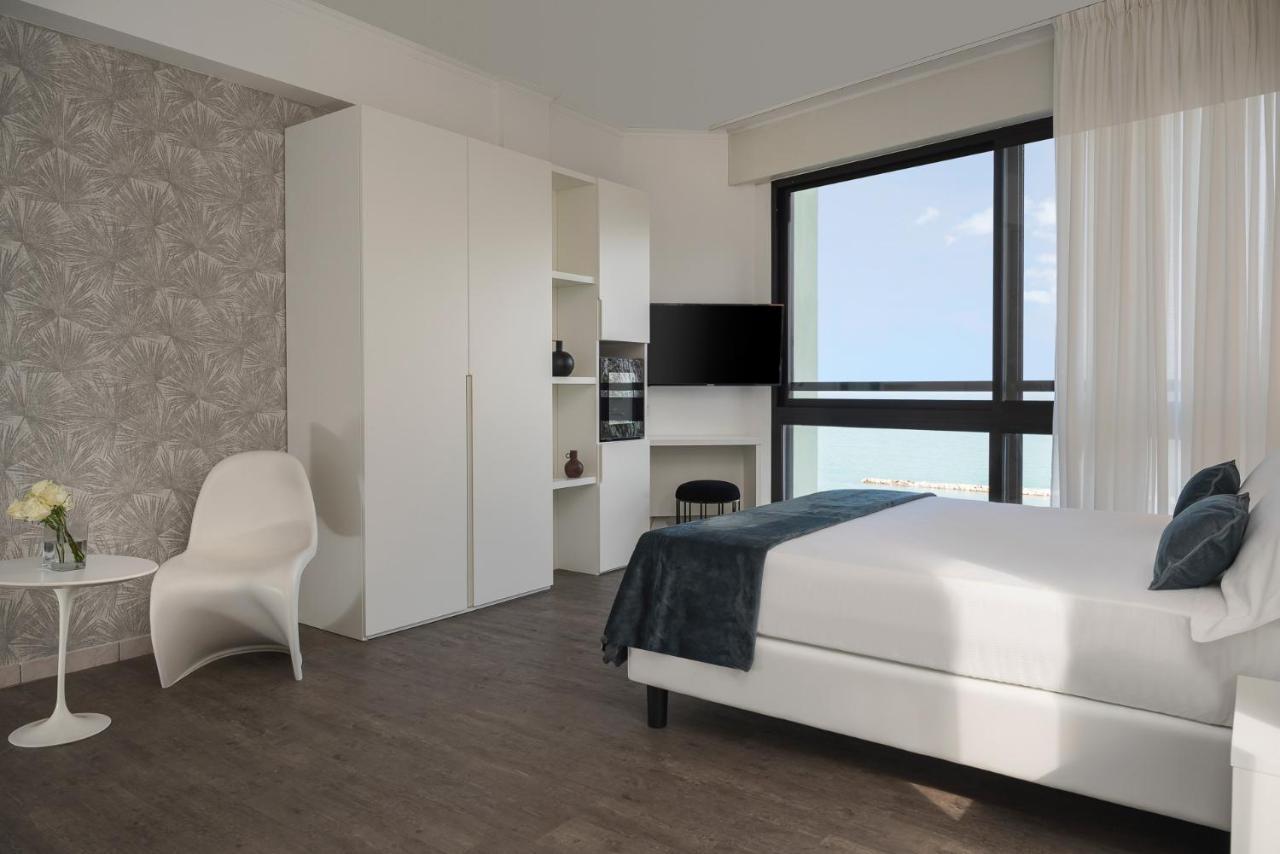 Hotel Venus Gabicce Mare Dış mekan fotoğraf
