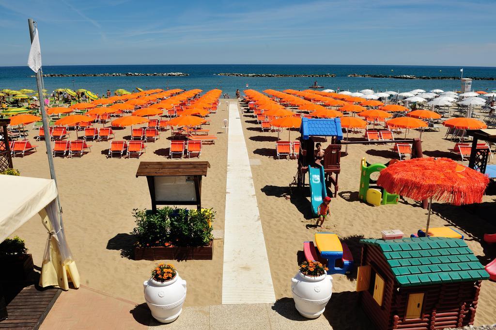 Hotel Venus Gabicce Mare Dış mekan fotoğraf