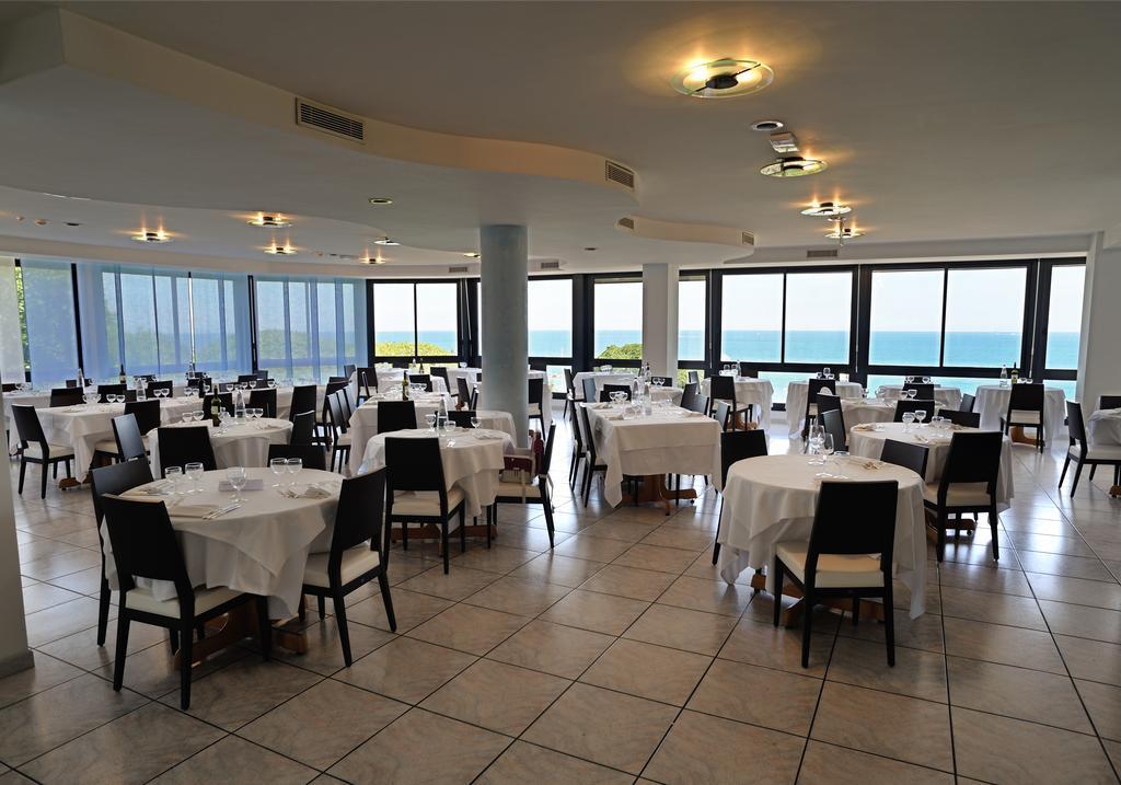 Hotel Venus Gabicce Mare Dış mekan fotoğraf