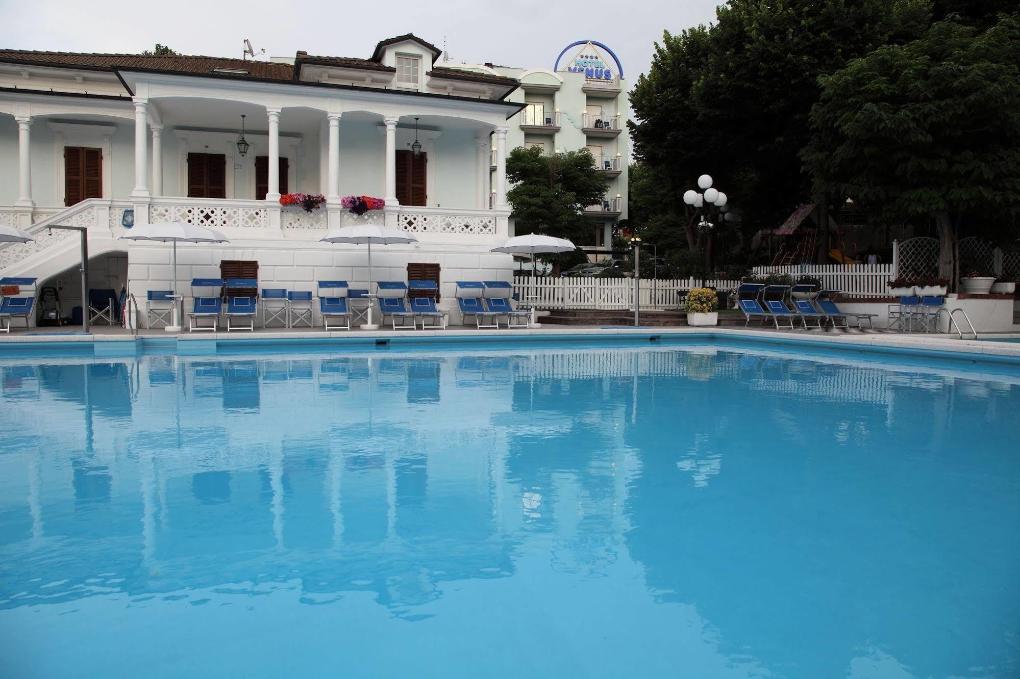 Hotel Venus Gabicce Mare Dış mekan fotoğraf
